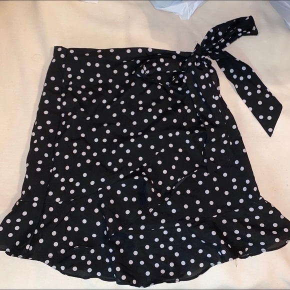 Princess Poly Wrap Skirt size 2 - Picture 1 of 2